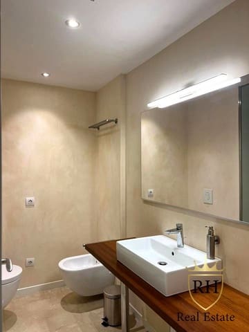 3 bedroom Flat for rent in Magalluf, Calvià with pool - € 4,666 (Ref: 9002402)