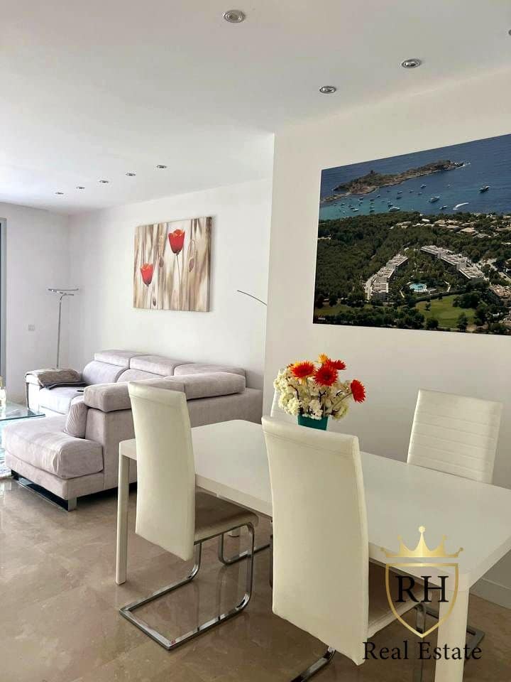 3 bedroom Flat for rent in Magalluf with pool - € 4,666 (Ref: 9002402)