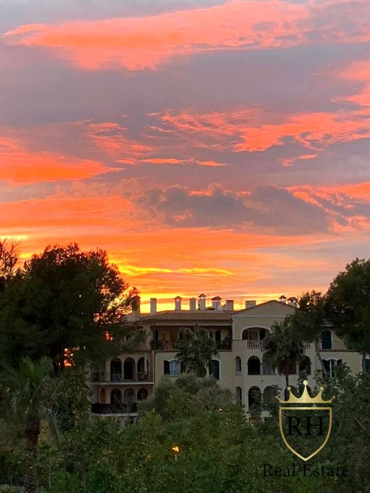 3 bedroom Flat for rent in Magalluf with pool - € 4,666 (Ref: 9002402)