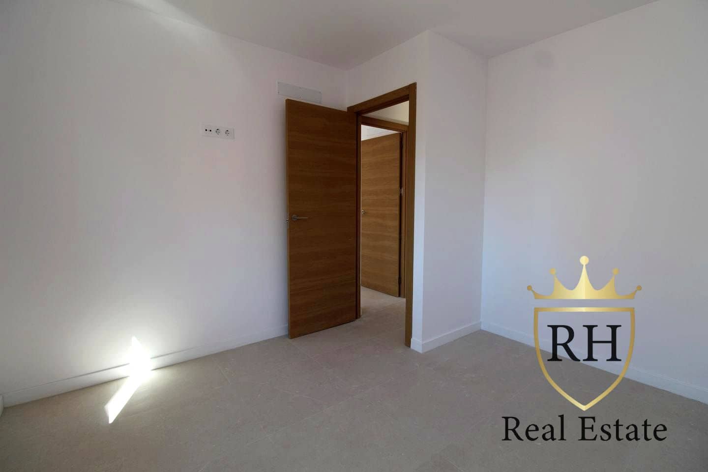 Piso de 3 habitaciones en Palma de Mallorca en venta - 450.000 € (Ref: 9130180)