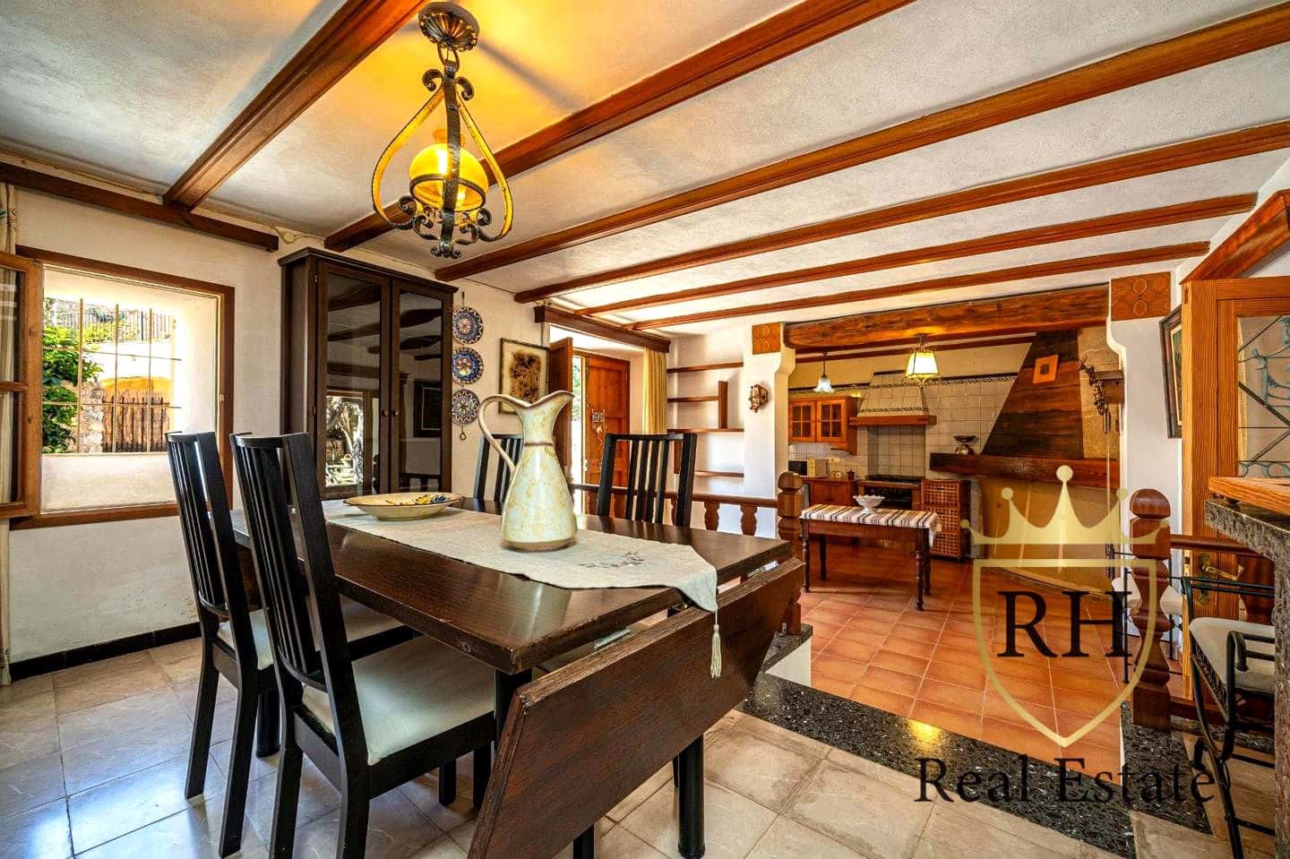 5 soveværelse Villa til salg i Selva med swimmingpool garage - € 795.000 (Ref: 9146652)