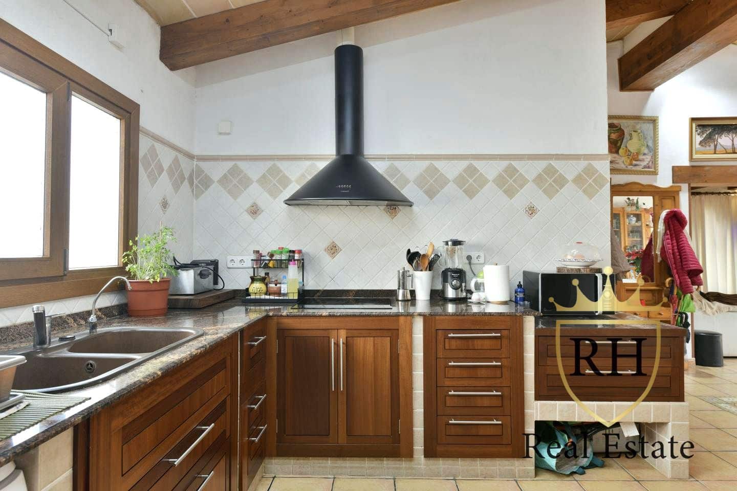 4 bedroom Villa for sale in Colonia de Sant Jordi - € 1,350,000 (Ref: 9467763)