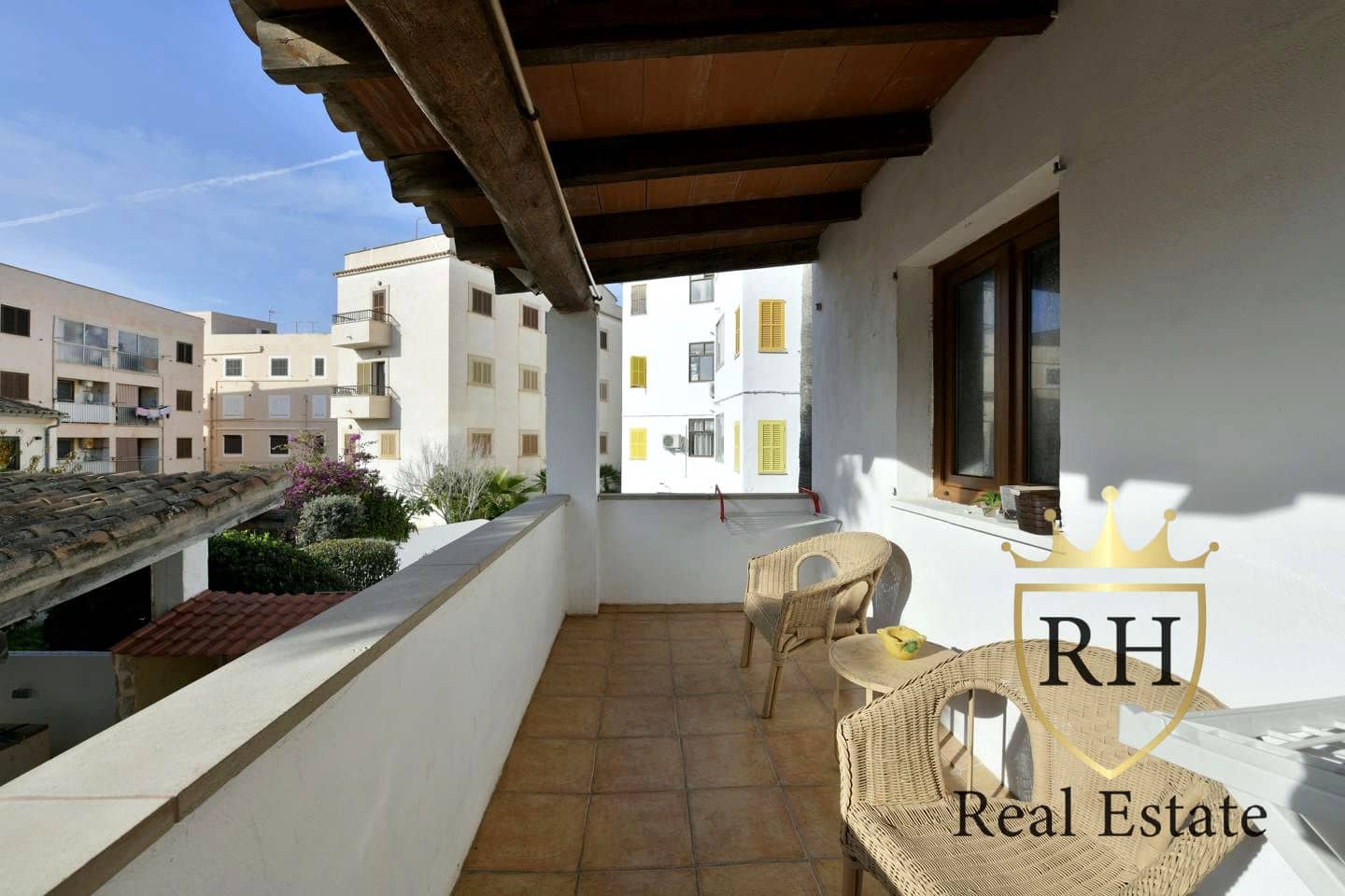 4 bedroom Villa for sale in Colonia de Sant Jordi - € 1,350,000 (Ref: 9467763)