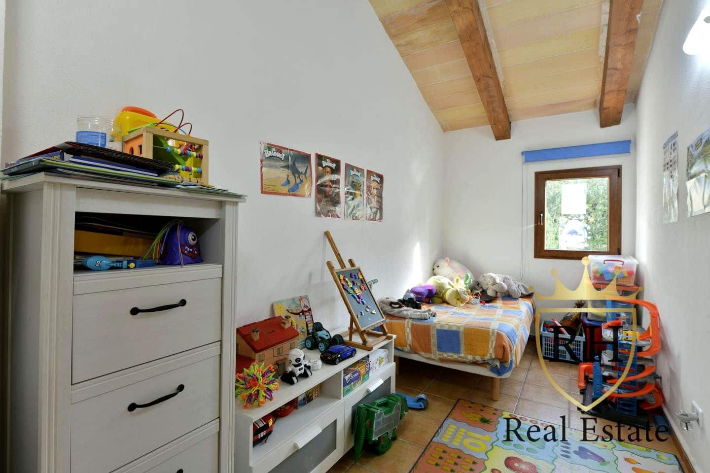 4 bedroom Villa for sale in Colonia de Sant Jordi - € 1,350,000 (Ref: 9467763)