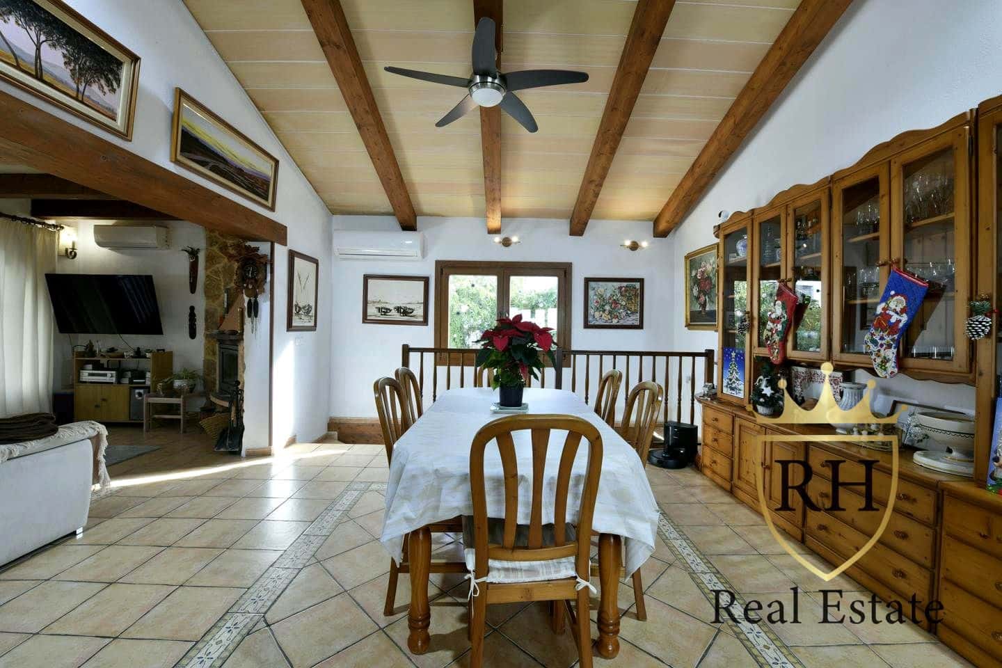 4 bedroom Villa for sale in Colonia de Sant Jordi - € 1,350,000 (Ref: 9467763)