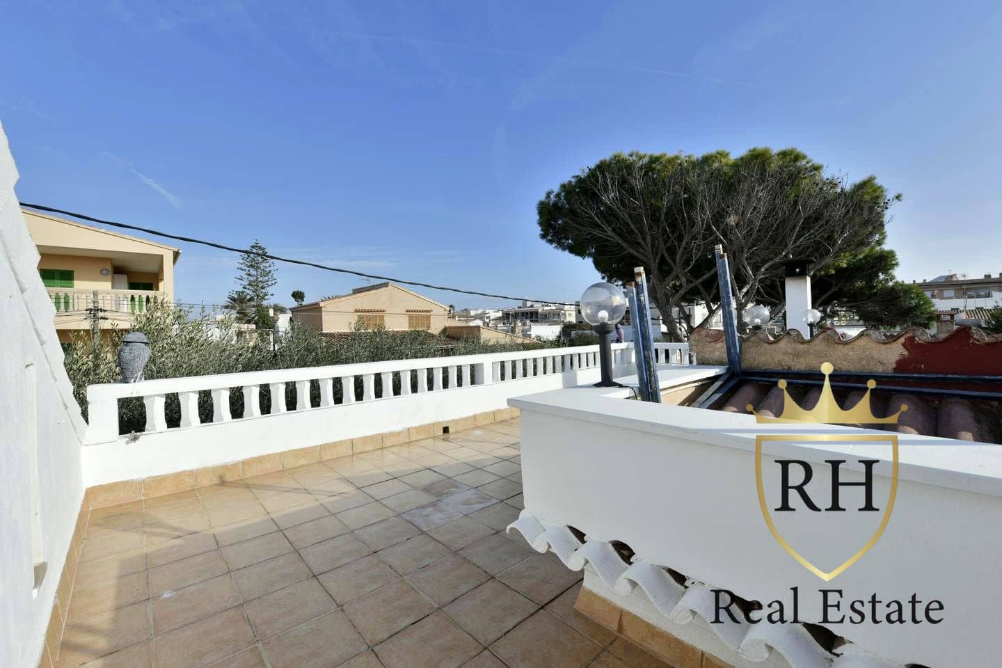 4 bedroom Villa for sale in Colonia de Sant Jordi - € 1,350,000 (Ref: 9467763)