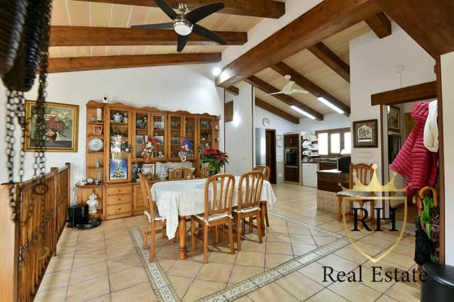 4 bedroom Villa for sale in Colonia de Sant Jordi, Ses Salines - € 1,350,000 (Ref: 9467763)