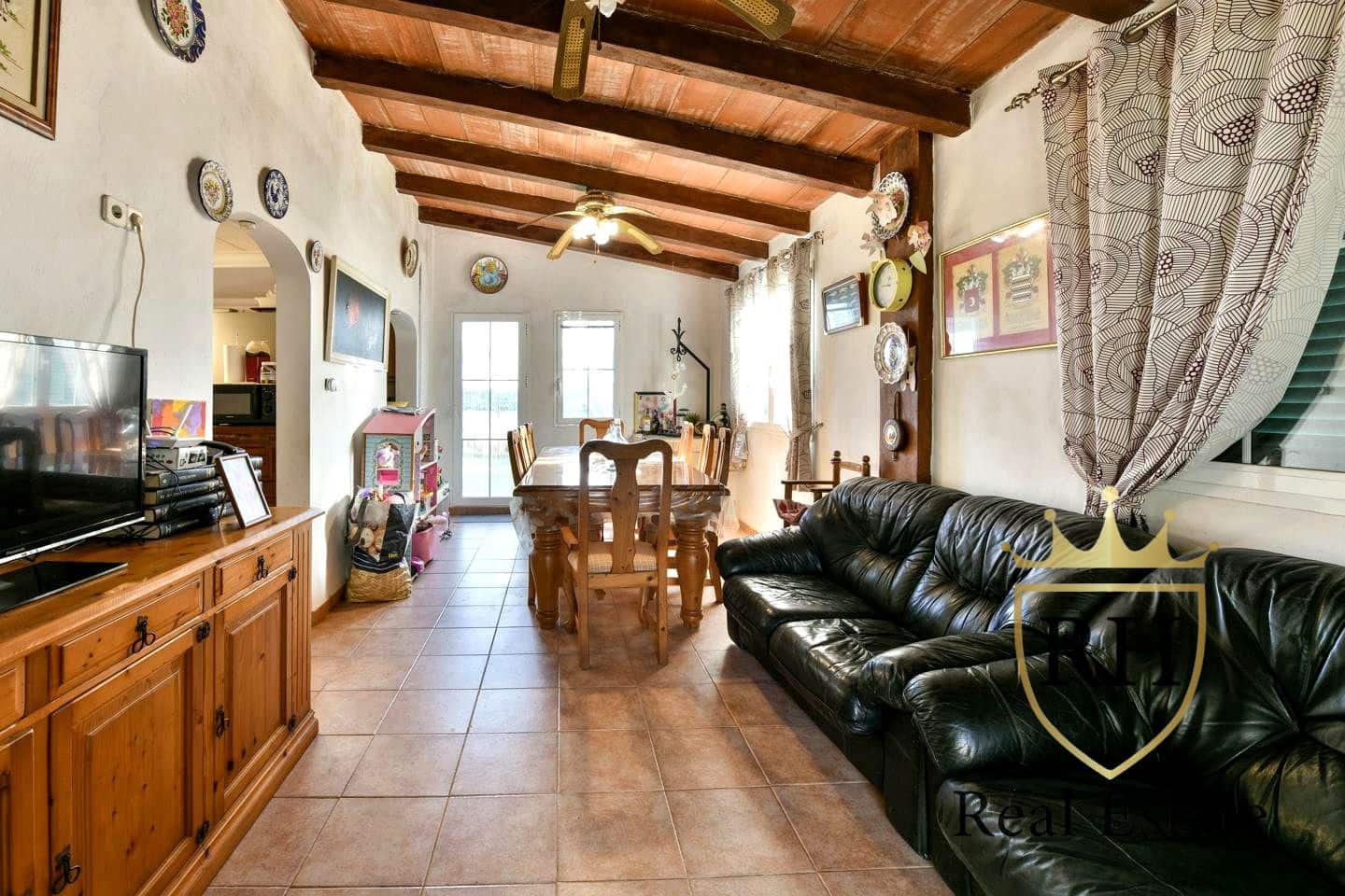 3 bedroom Villa for sale in Algaida with pool - € 599,000 (Ref: 9585250)