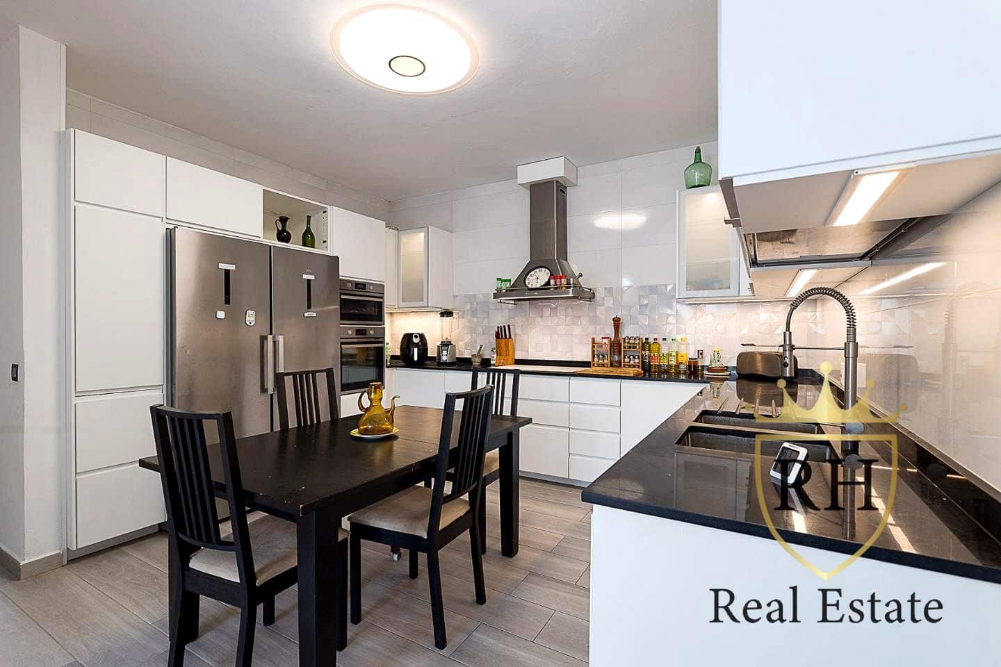 3 bedroom Villa for sale in L'Aranjassa / S'Aranjassa with garage - € 485,000 (Ref: 9624106)