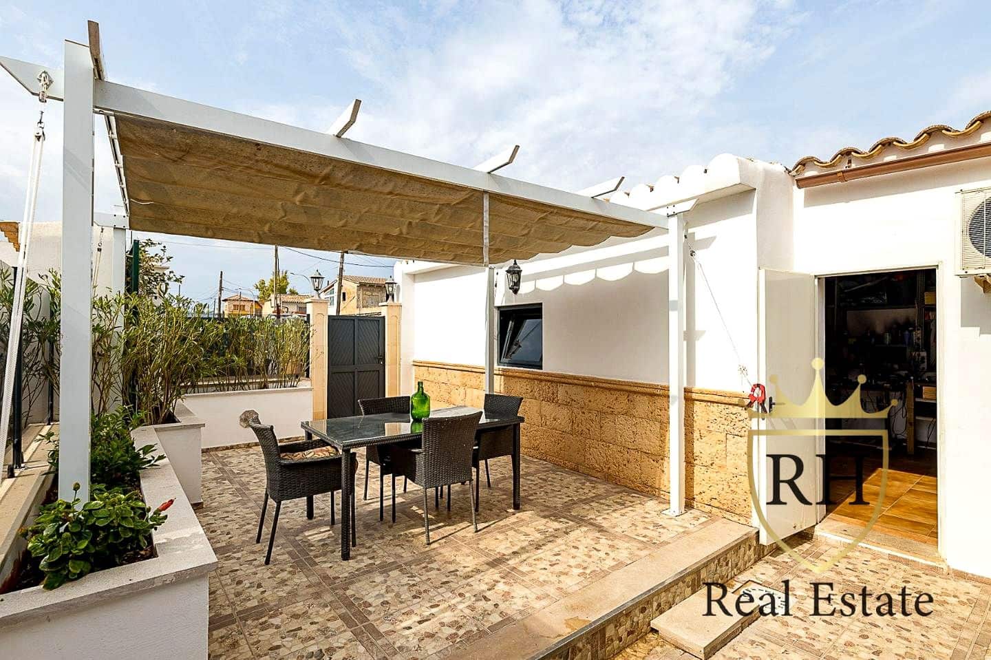 3 bedroom Villa for sale in L'Aranjassa / S'Aranjassa with garage - € 485,000 (Ref: 9624106)