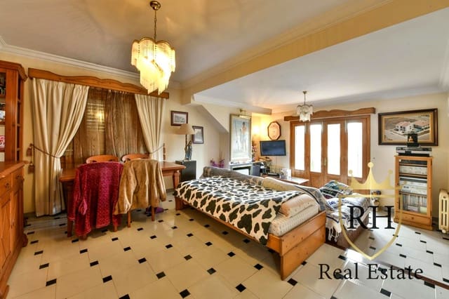 Chalet de 5 habitaciones en Marratxí en venta con piscina garaje - 850.000 € (Ref: 9684098)