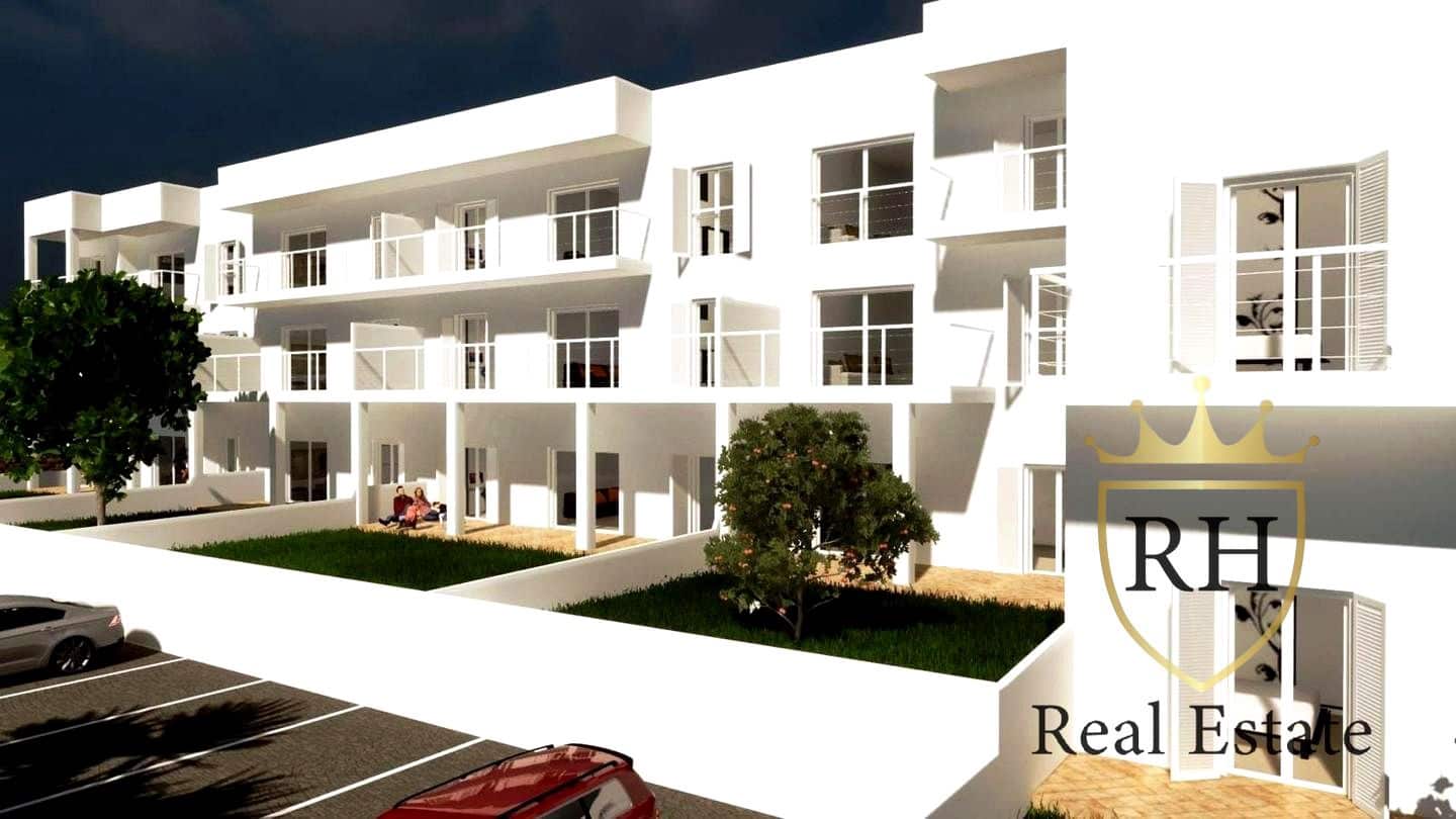 2 soverom Leilighet til salgs i Cala Bona med garasje - € 350 882 (Ref: 9688516)