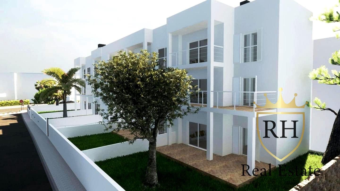 2 soverom Leilighet til salgs i Cala Bona med garasje - € 350 882 (Ref: 9688516)