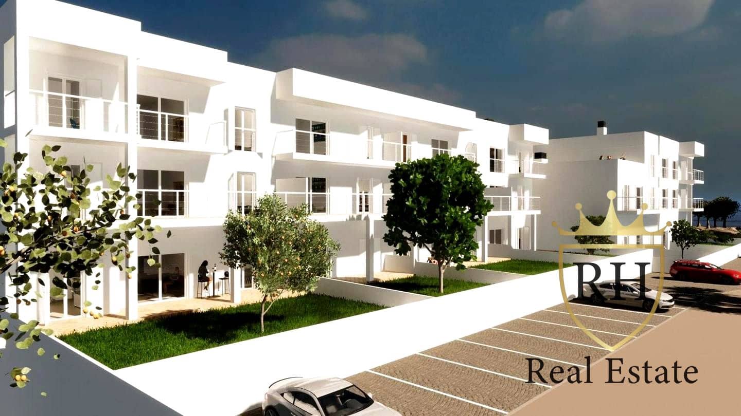 2 soverom Leilighet til salgs i Cala Bona med garasje - € 350 882 (Ref: 9688516)