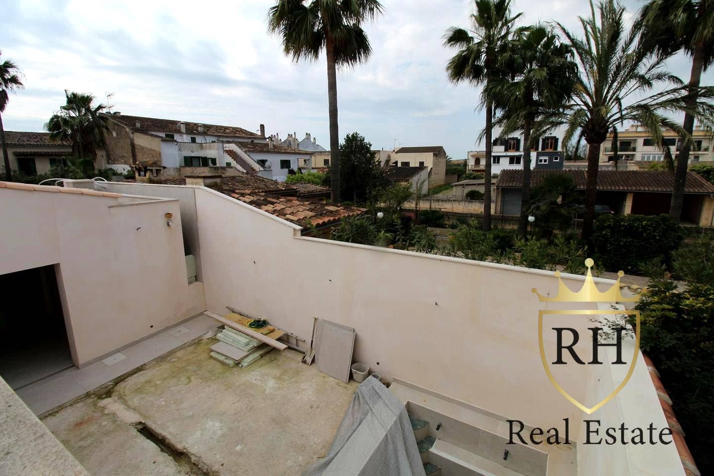 4 bedroom Villa for sale in Consell with pool garage - € 780,000 (Ref: 9716563)