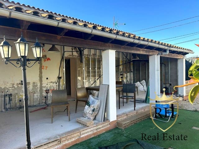 3 soverom Finca/Herregård til salgs i Llucmajor - € 369 000 (Ref: 9719179)