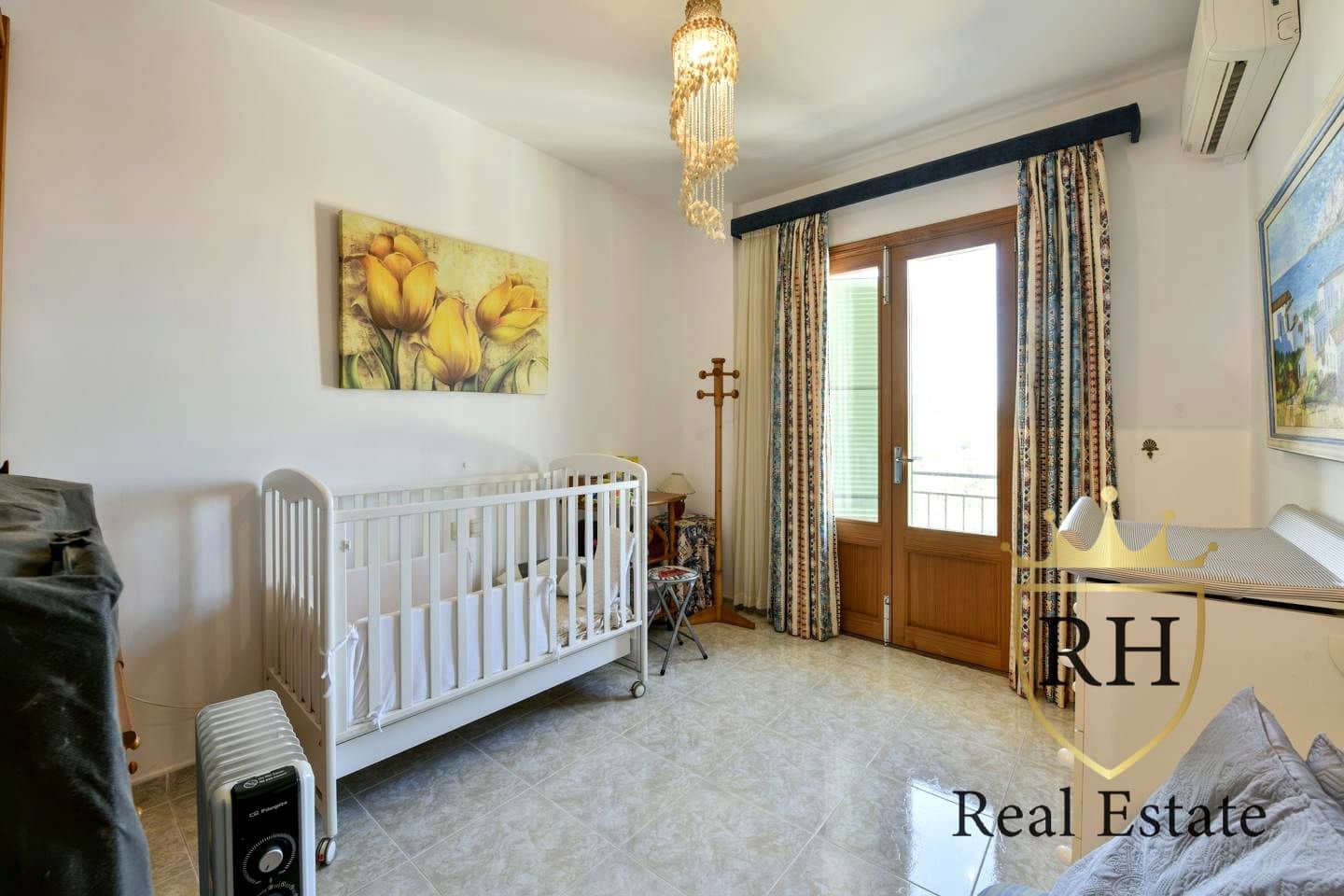 3 bedroom Flat for sale in Portocolom - € 479,000 (Ref: 9730869)