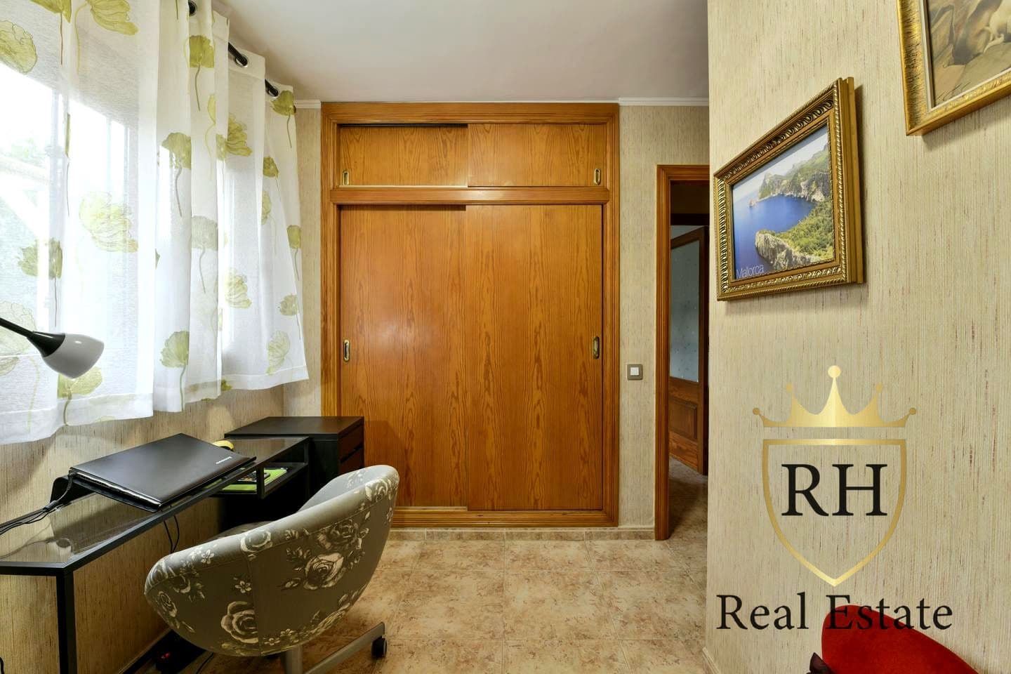 4 makuuhuone Huvila myytävänä paikassa Marratxi mukana 
autotalli - 891 000 € (Ref: 9749207)