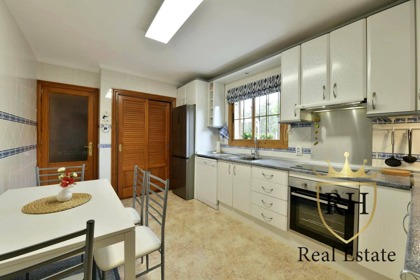 4 makuuhuone Huvila myytävänä paikassa Marratxi mukana 
autotalli - 891 000 € (Ref: 9749207)