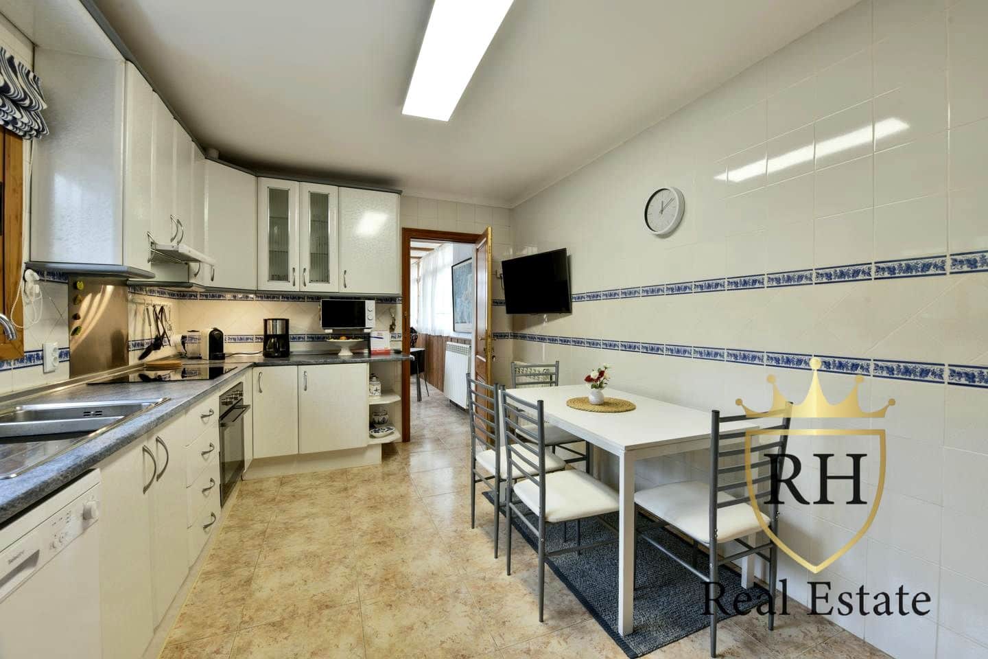 4 makuuhuone Huvila myytävänä paikassa Marratxi mukana 
autotalli - 891 000 € (Ref: 9749207)