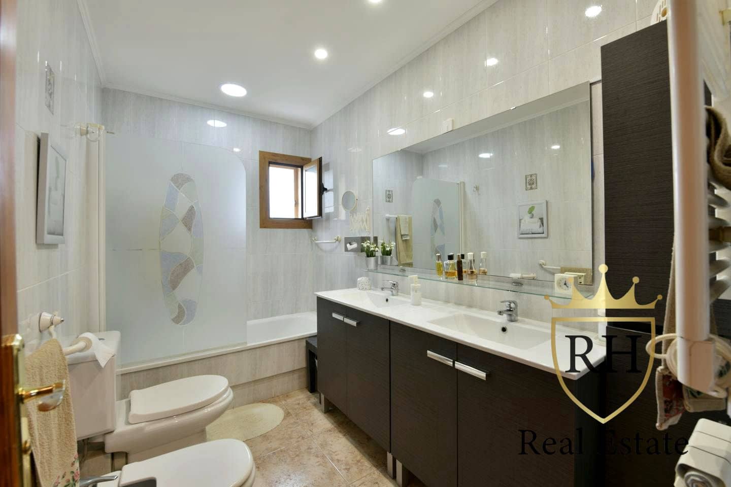 4 makuuhuone Huvila myytävänä paikassa Marratxi mukana 
autotalli - 891 000 € (Ref: 9749207)