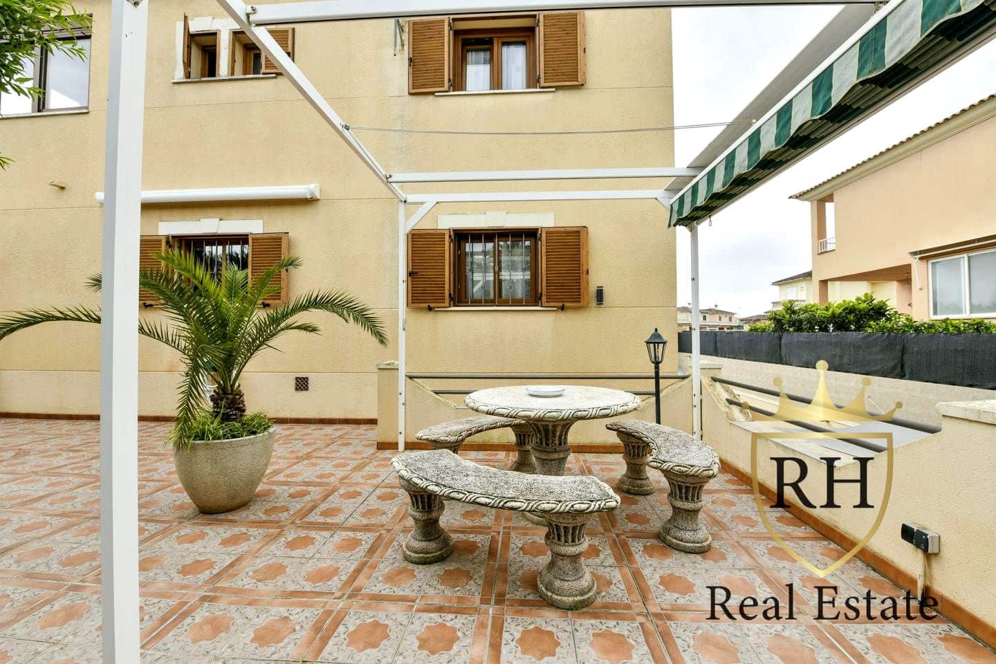 4 makuuhuone Huvila myytävänä paikassa Marratxi mukana 
autotalli - 891 000 € (Ref: 9749207)