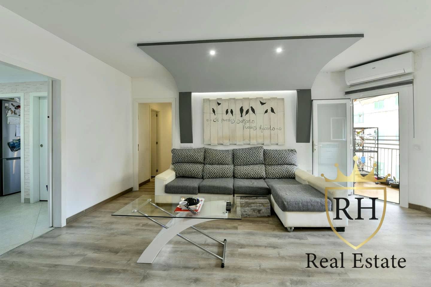 4 bedroom Flat for sale in L'Arenal / S'Arenal - € 399,000 (Ref: 9808936)