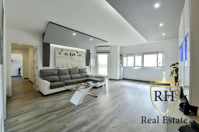 4 bedroom Flat for sale in L'Arenal / S'Arenal, Llucmajor - € 399,000 (Ref: 9808936)