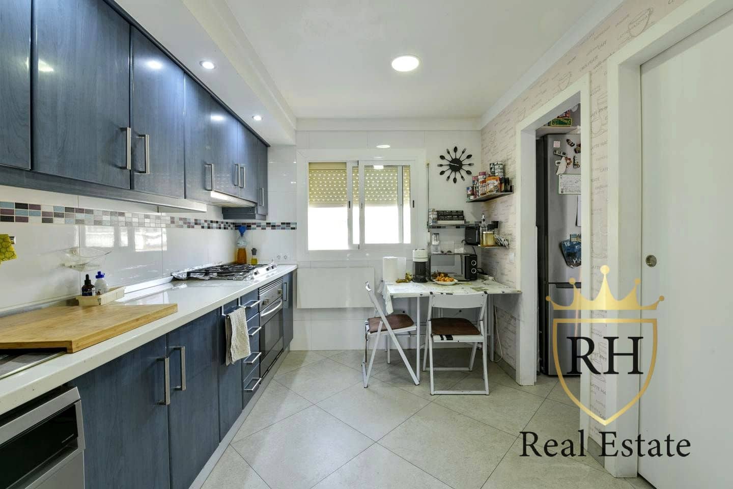 4 bedroom Flat for sale in L'Arenal / S'Arenal - € 399,000 (Ref: 9808936)