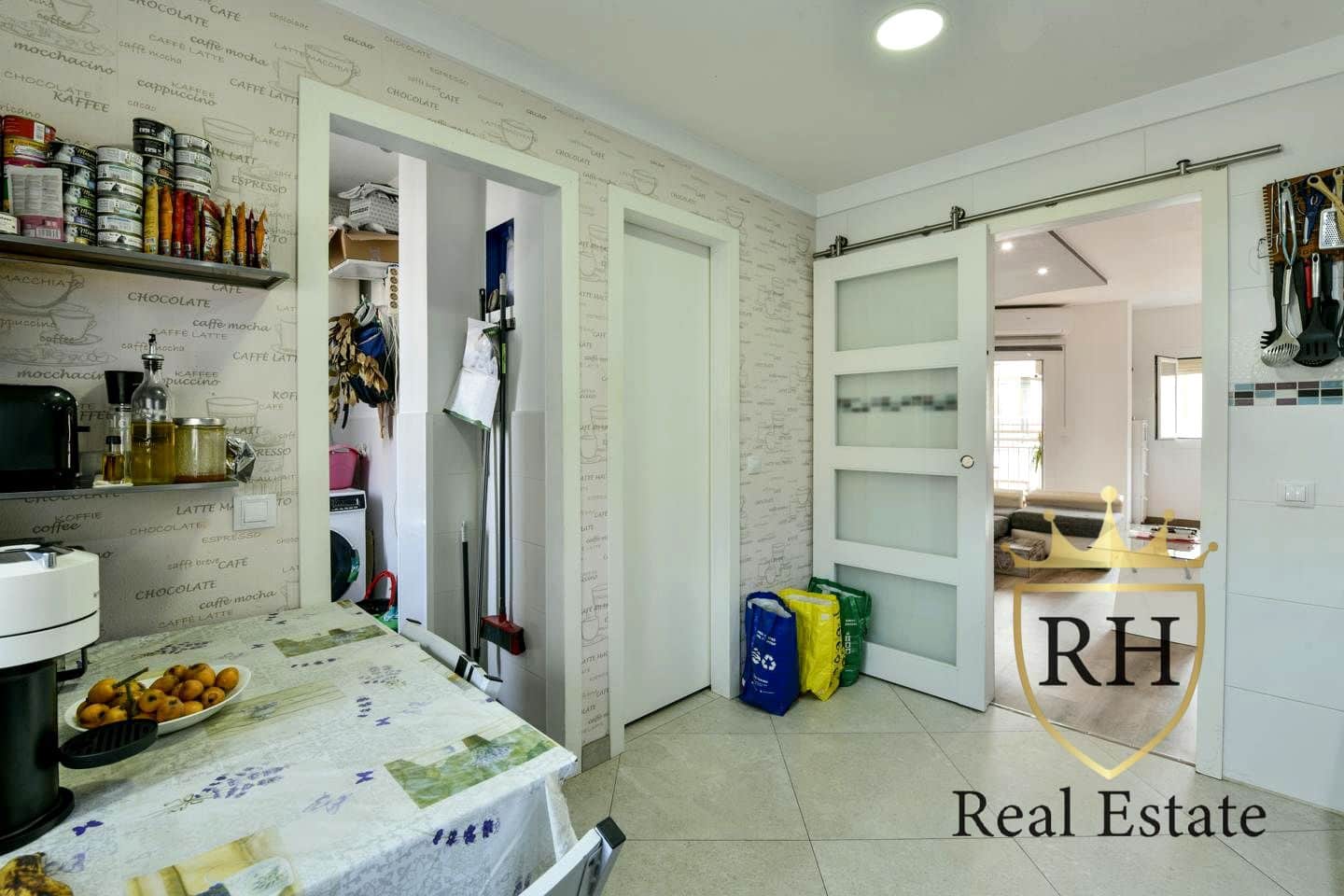 4 bedroom Flat for sale in L'Arenal / S'Arenal - € 399,000 (Ref: 9808936)