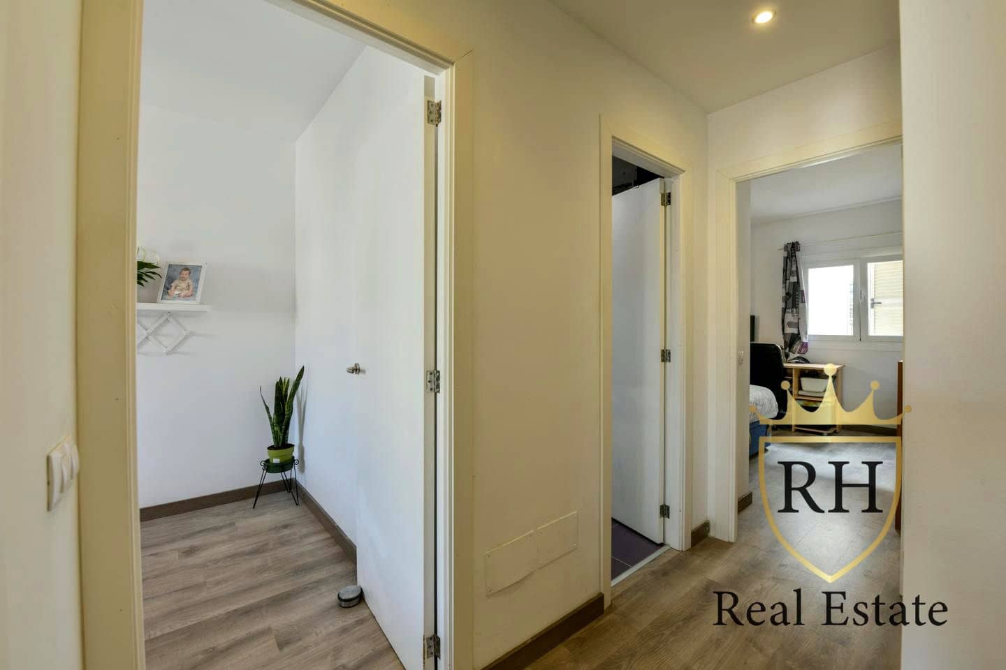 4 bedroom Flat for sale in L'Arenal / S'Arenal - € 399,000 (Ref: 9808936)