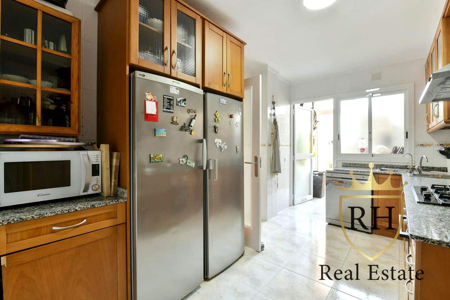 3 bedroom Flat for sale in Llucmajor with pool garage - € 495,000 (Ref: 9824104)