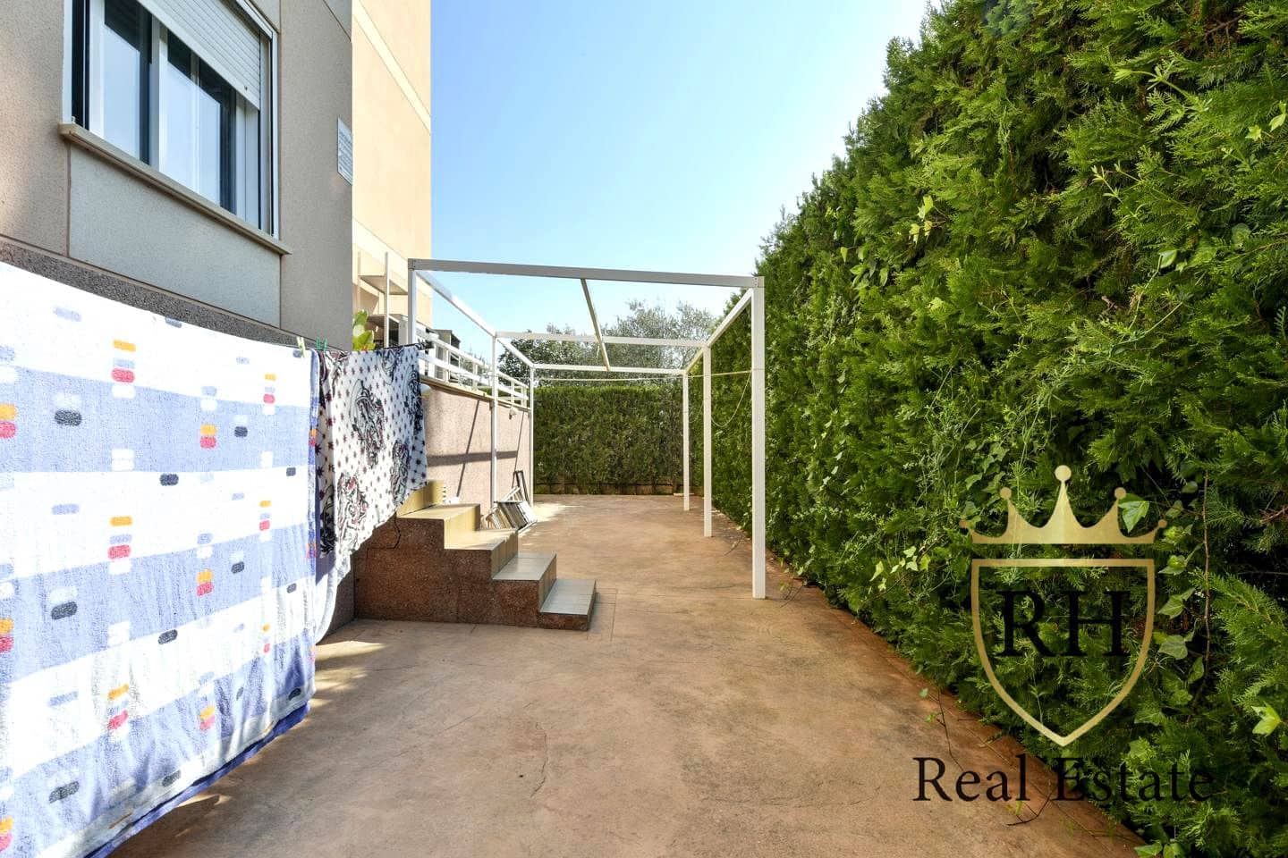 3 bedroom Flat for sale in Llucmajor with pool garage - € 495,000 (Ref: 9824104)