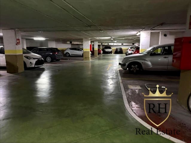 Garage zu verkaufen in El Terreno, Palma de Mallorca - 125.000 € (Ref: 9827611)