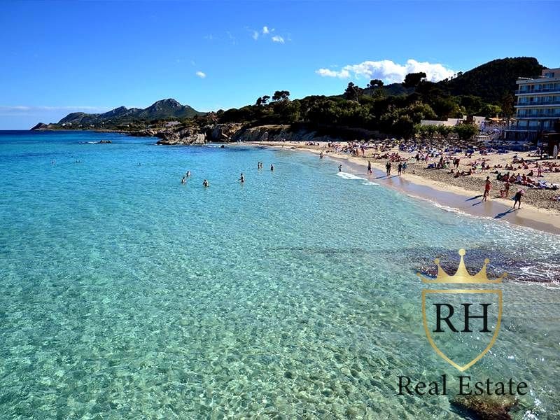 3 soveværelse Villa til salg i Cala Ratjada - € 877.000 (Ref: 9827711)