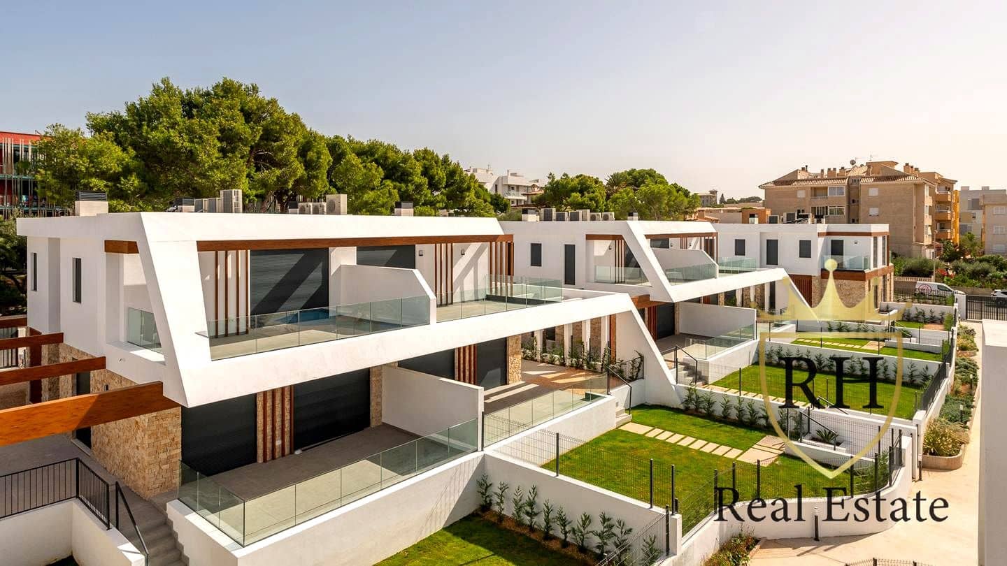 3 soveværelse Villa til salg i Cala Ratjada - € 877.000 (Ref: 9827711)