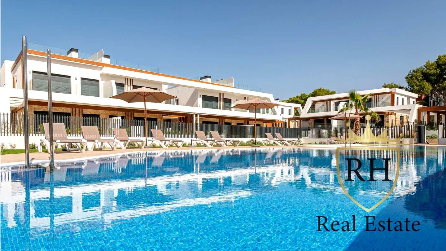 3 soveværelse Villa til salg i Cala Ratjada - € 877.000 (Ref: 9827711)