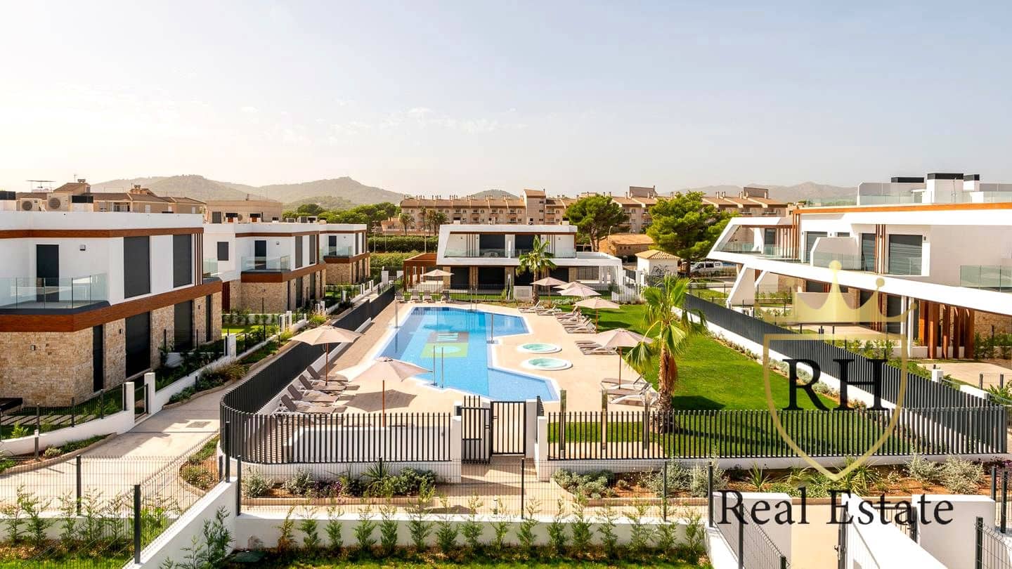 3 soveværelse Villa til salg i Cala Ratjada - € 877.000 (Ref: 9827711)