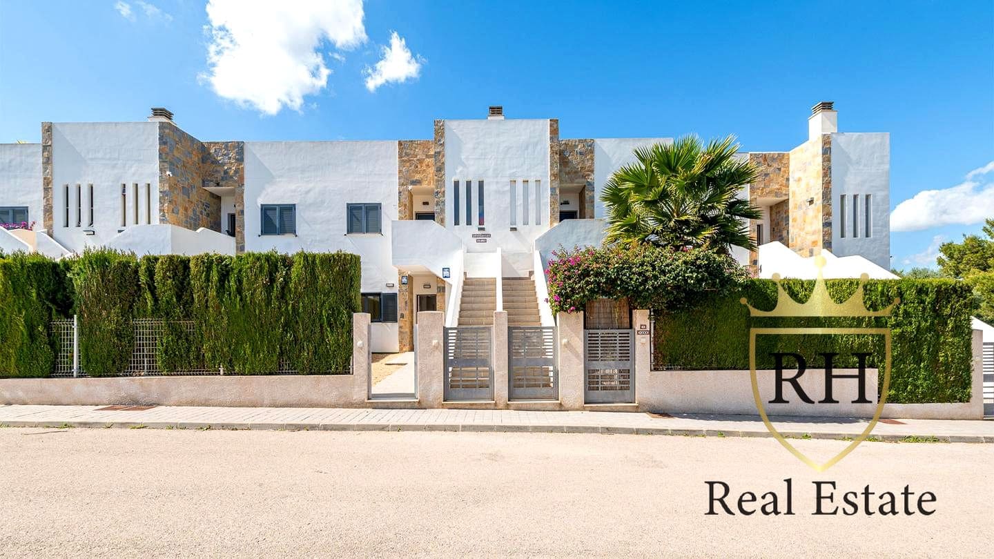 2 bedroom Bungalow for sale in Cala Murada - € 398,000 (Ref: 9827981)