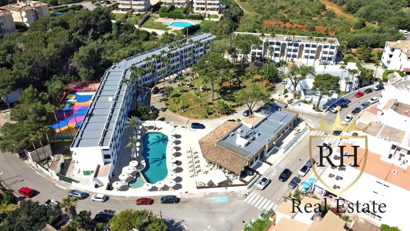 1 bedroom Flat for sale in Sant Antoni de Portmany - € 318,700 (Ref: 9850430)