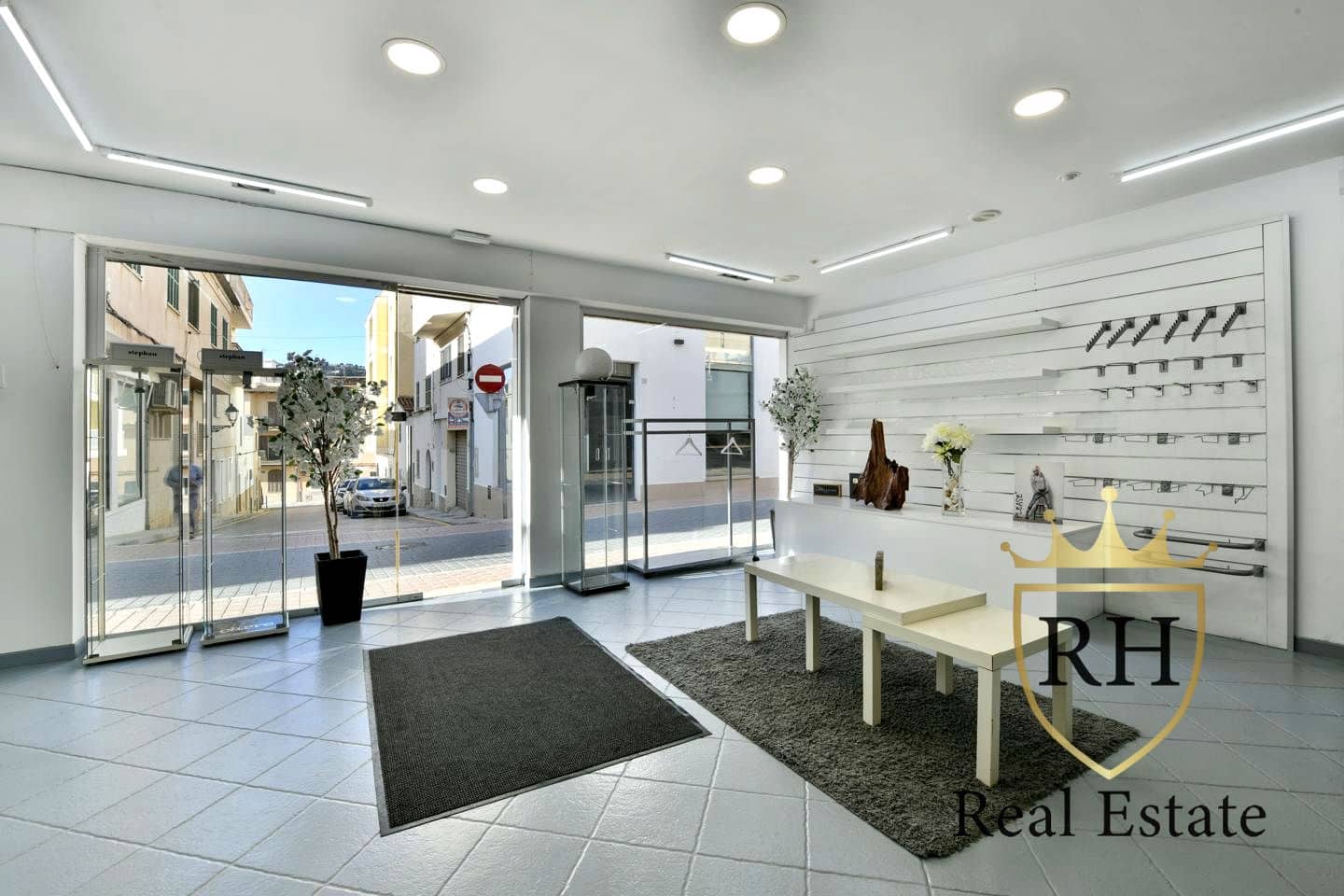 1 slaapkamer Bedrijf te huur in Puerto de Andratx - € 1.850 (Ref: 9867619)