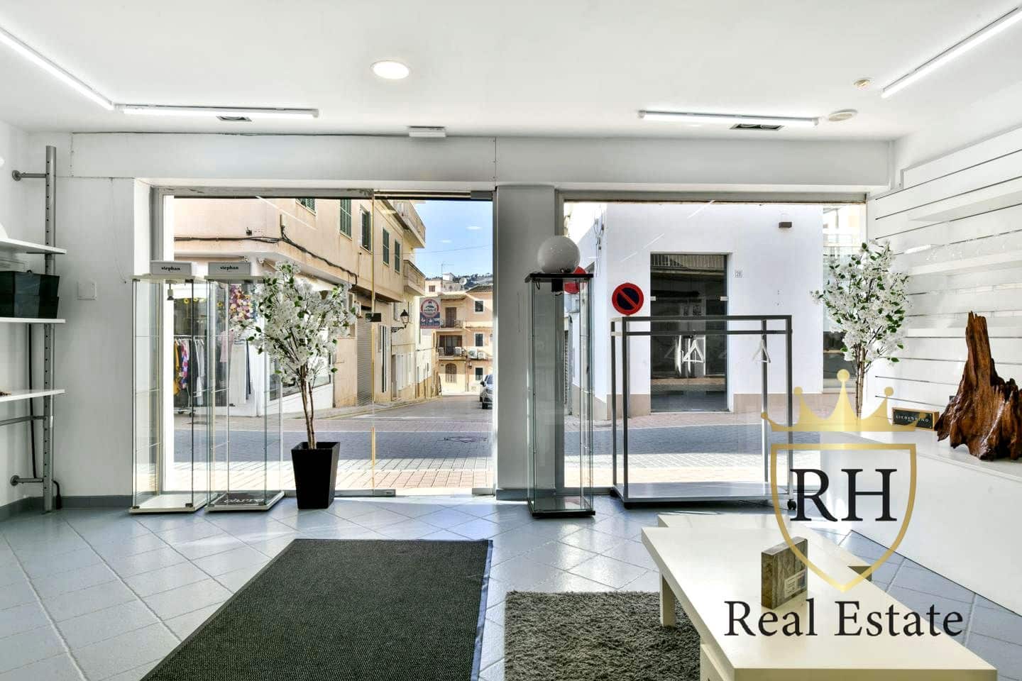 1 slaapkamer Bedrijf te huur in Puerto de Andratx - € 1.850 (Ref: 9867619)