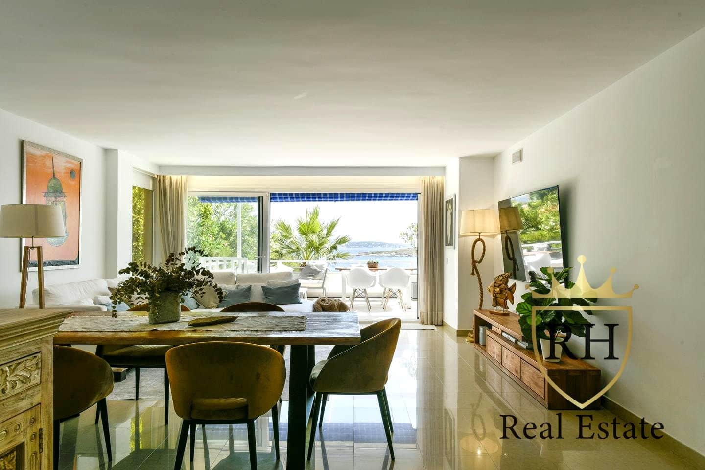 3 bedroom Flat for sale in Cala Vinyes / Cala Vinyas / Cala Vinas with pool garage - € 1,550,000 (Ref: 9895461)