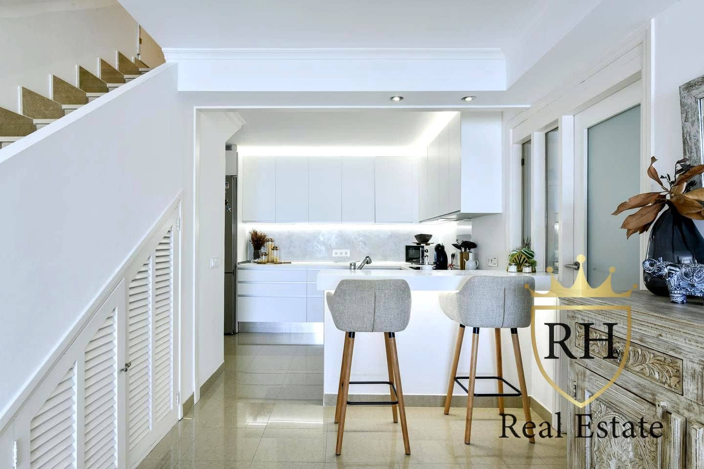 3 bedroom Flat for sale in Cala Vinyes / Cala Vinyas / Cala Vinas with pool garage - € 1,550,000 (Ref: 9895461)