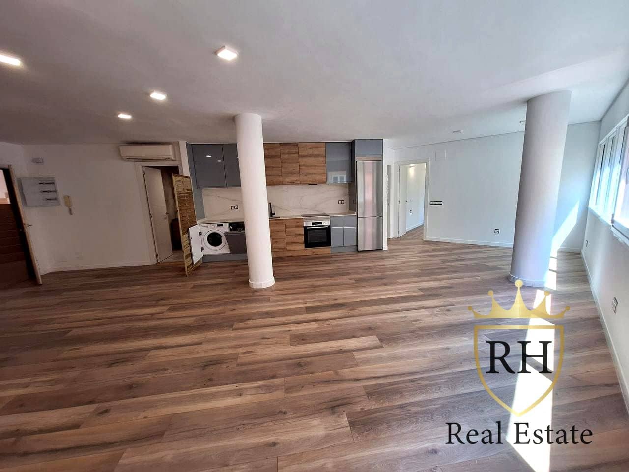 2 slaapkamer Flat te koop in Palma de Mallorca met garage - € 475.000 (Ref: 9948794)