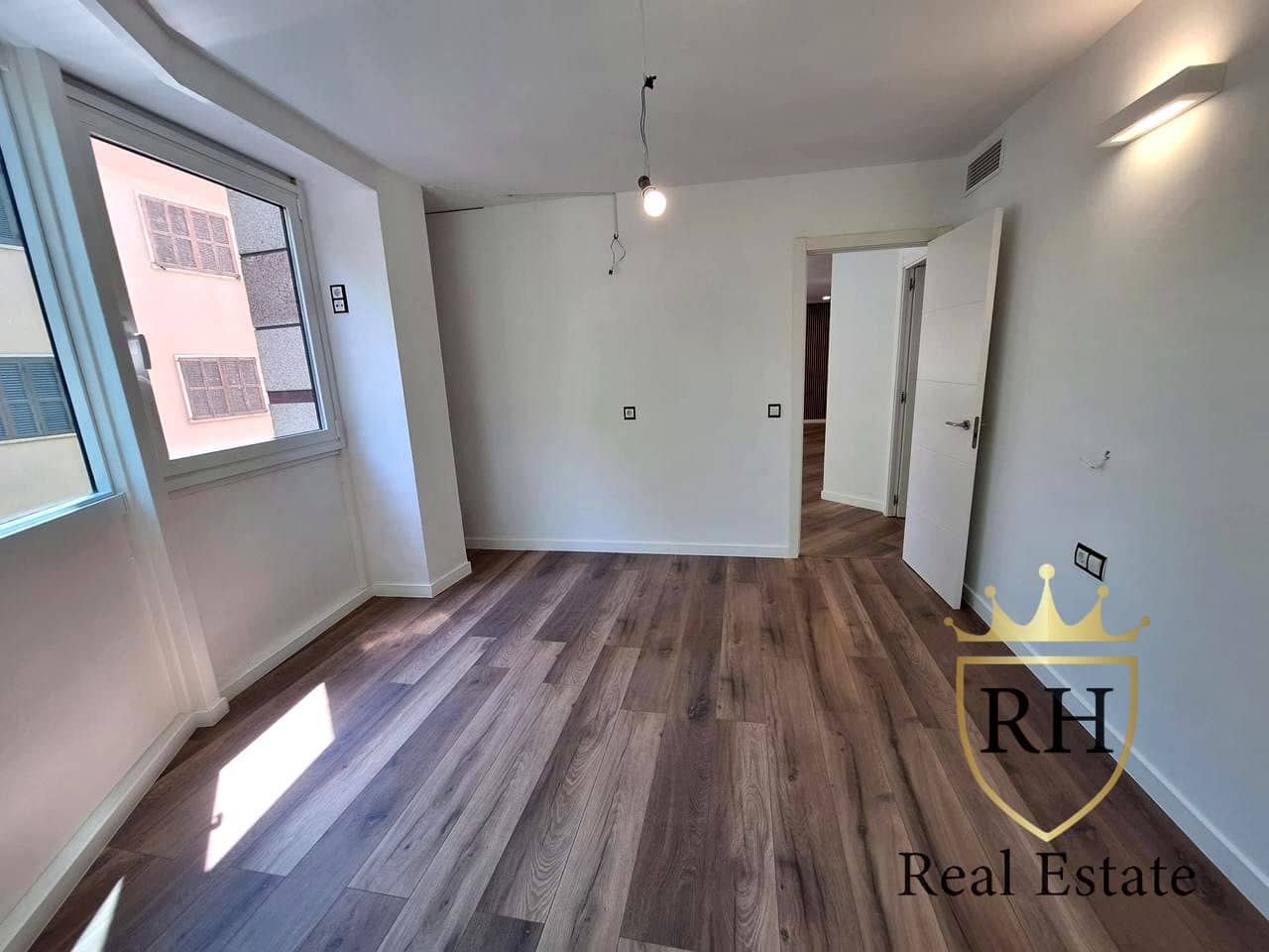 2 slaapkamer Flat te koop in Palma de Mallorca met garage - € 475.000 (Ref: 9948794)