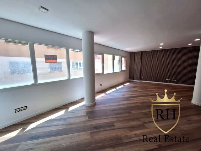 2 slaapkamer Flat te koop in Marques de la Fonsanta, Palma de Mallorca met garage - € 475.000 (Ref: 9948794)