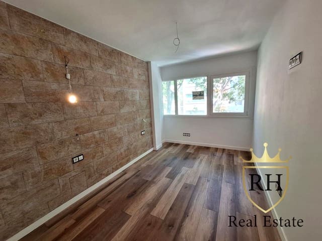 2 slaapkamer Flat te koop in Marques de la Fonsanta, Palma de Mallorca met garage - € 475.000 (Ref: 9948794)
