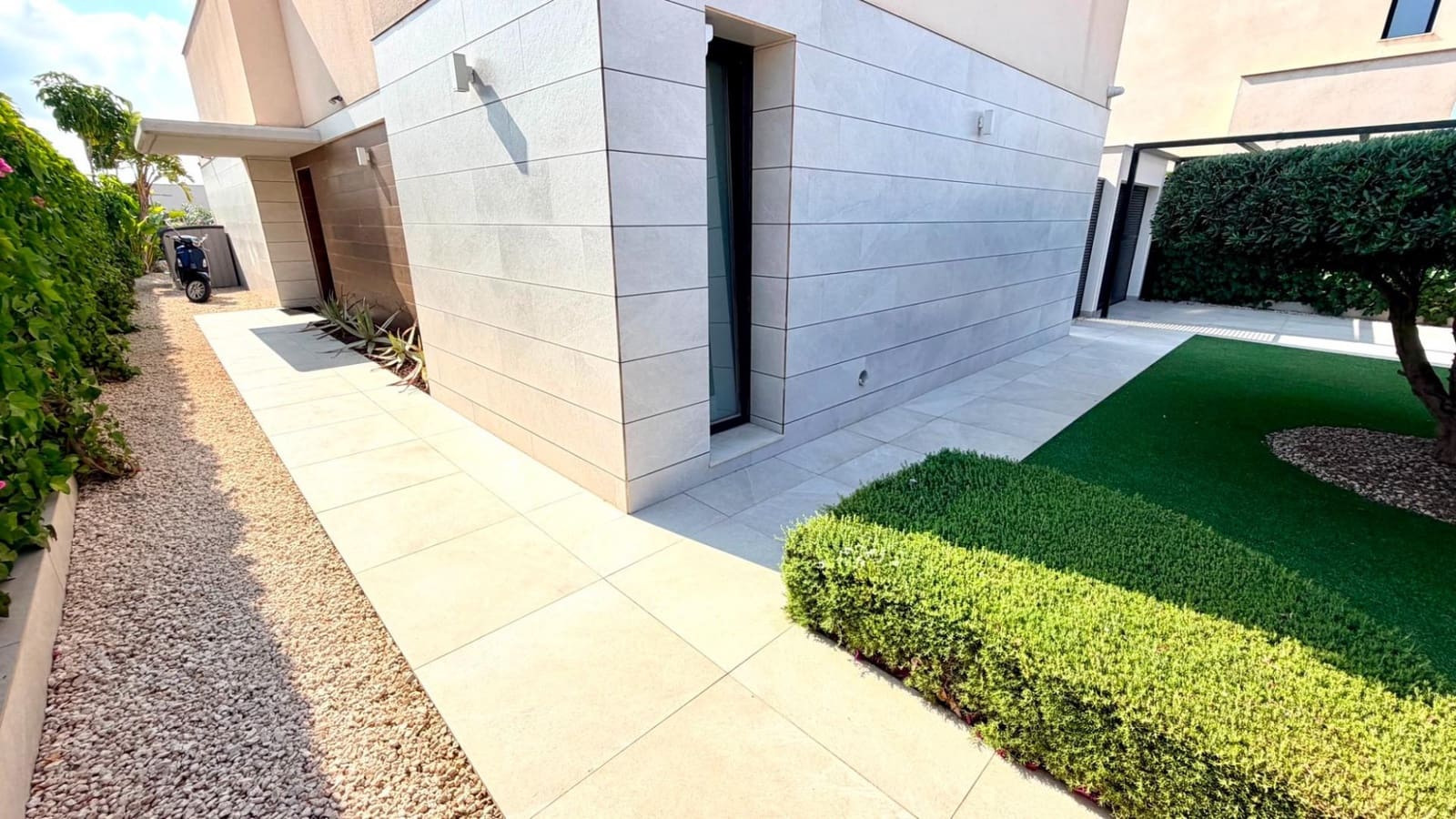 4 bedroom Villa for sale in Los Montesinos with pool - € 595,000 (Ref: 10000231)