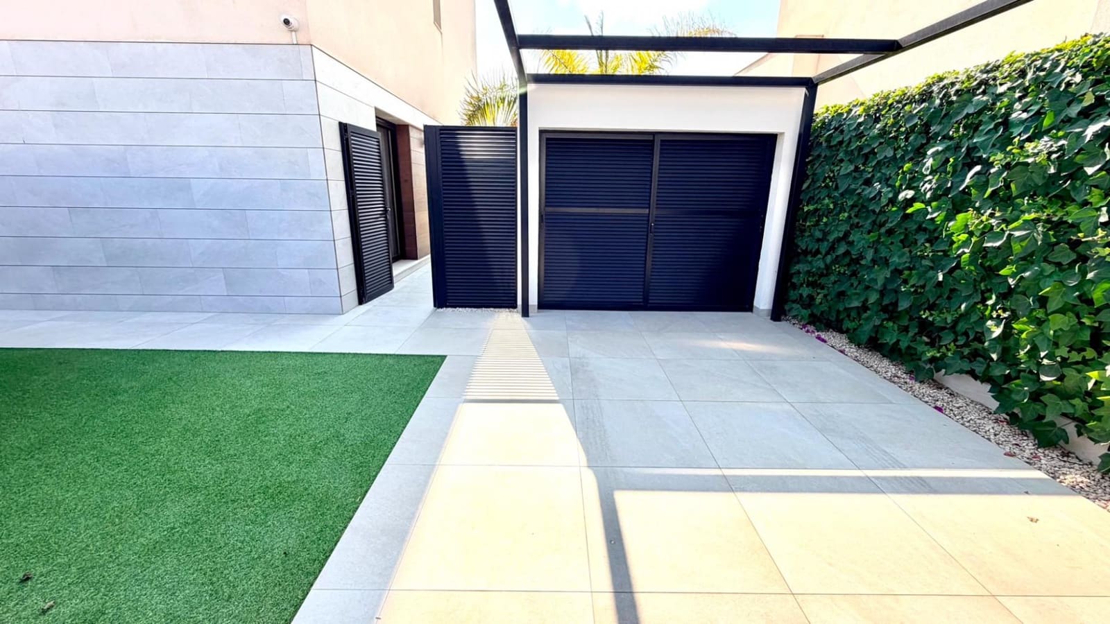 4 bedroom Villa for sale in Los Montesinos with pool - € 595,000 (Ref: 10000231)